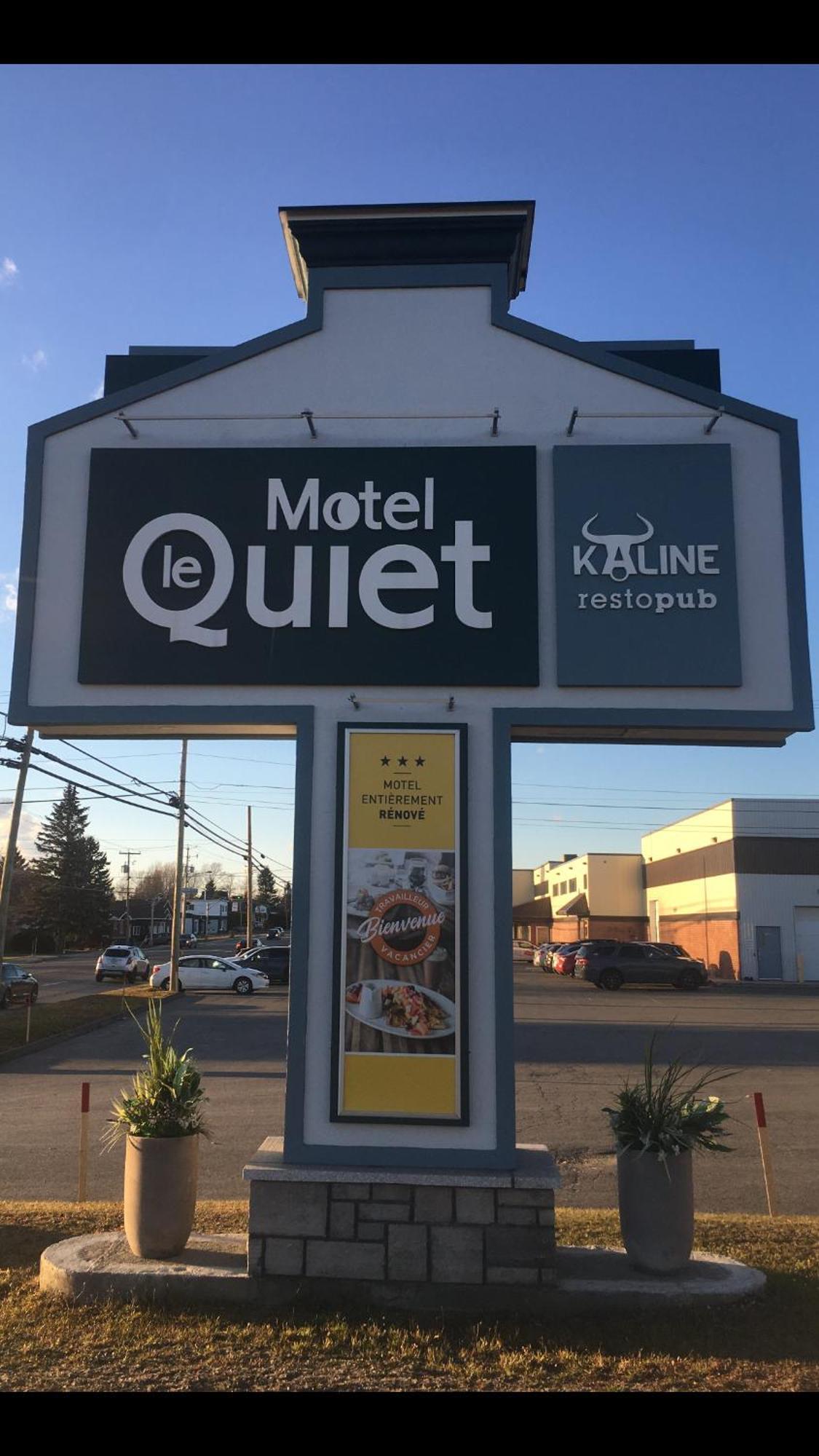 Hotel Motel Le Quiet Lac-Mégantic Exteriör bild